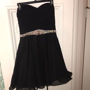 Short black formal dress